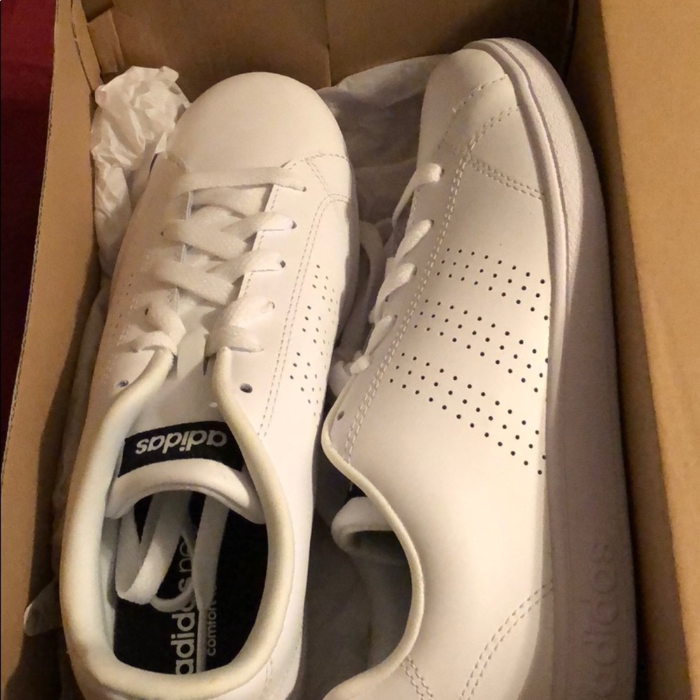 Adidas NEO